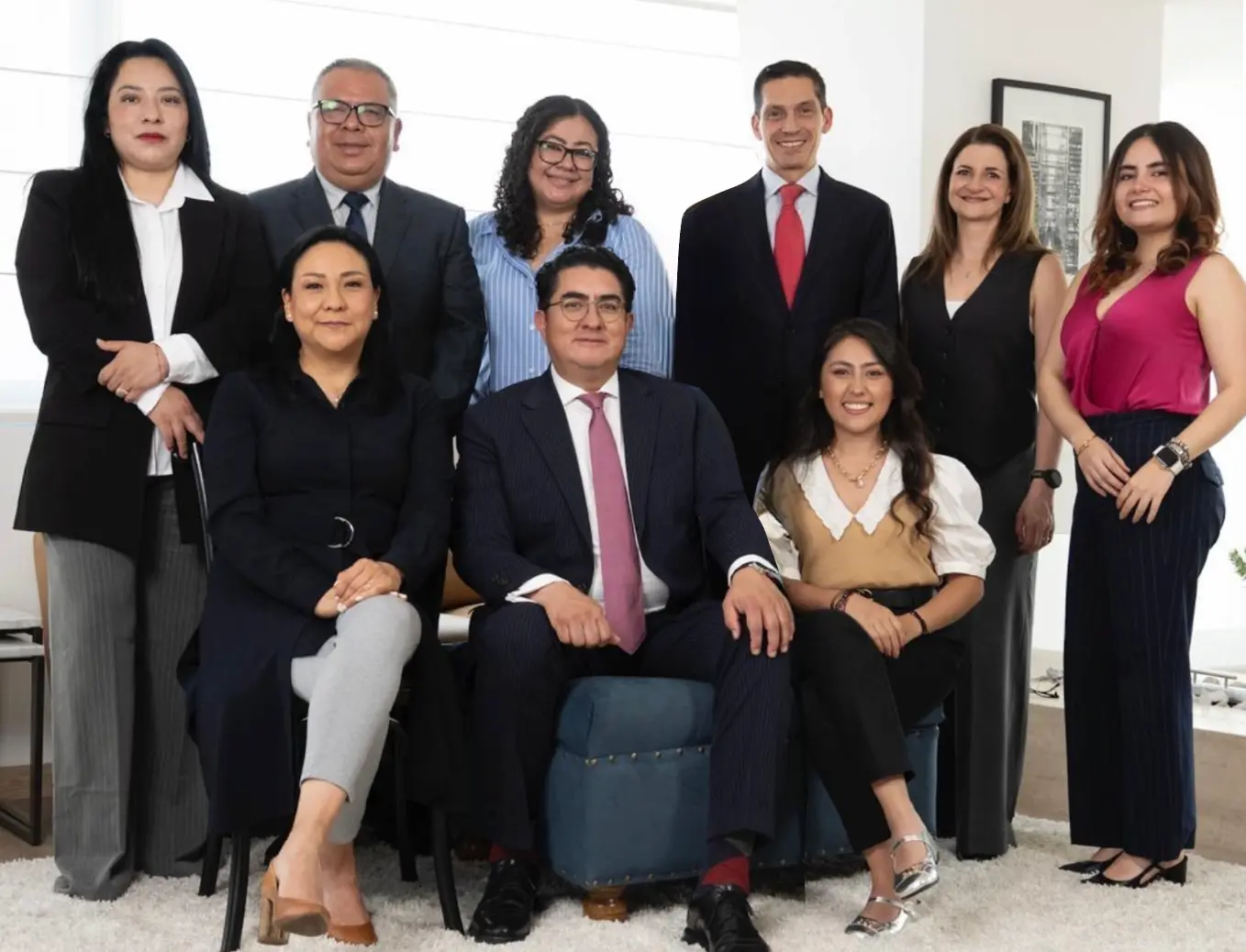 El equipo de abogados de Nieto y Castelá está para ayudarte con todos sus servicios de protección de derechos de autor en México.